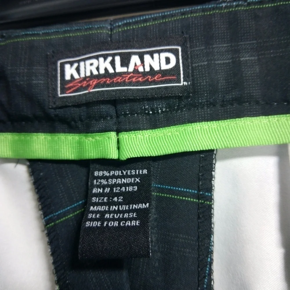Kirkland Performance Black Pane Shorts 42W